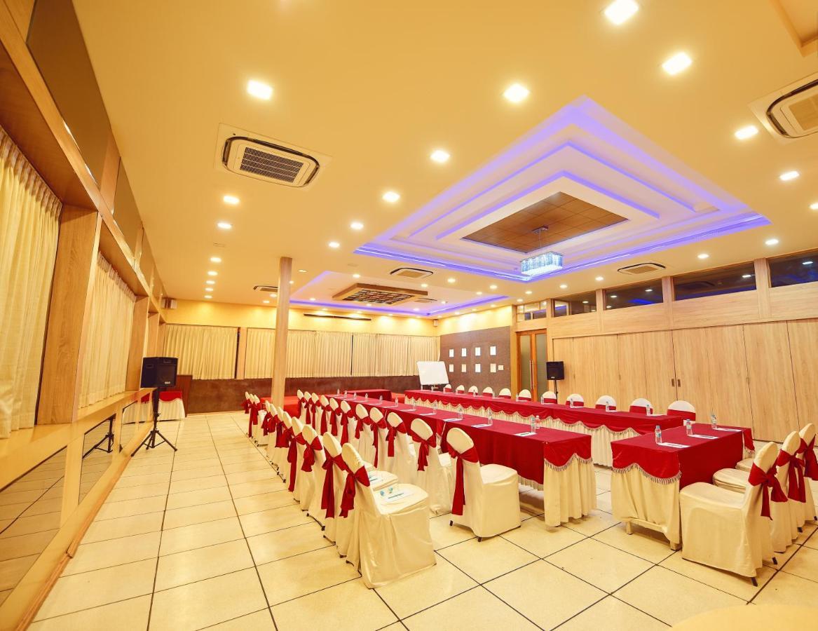 Hotel Sanman Gardenia Bangalore Ngoại thất bức ảnh